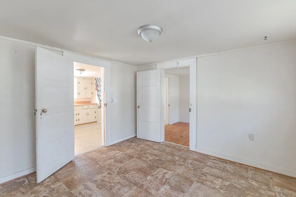 816 Martin Luther King Road Ames, TX 77575