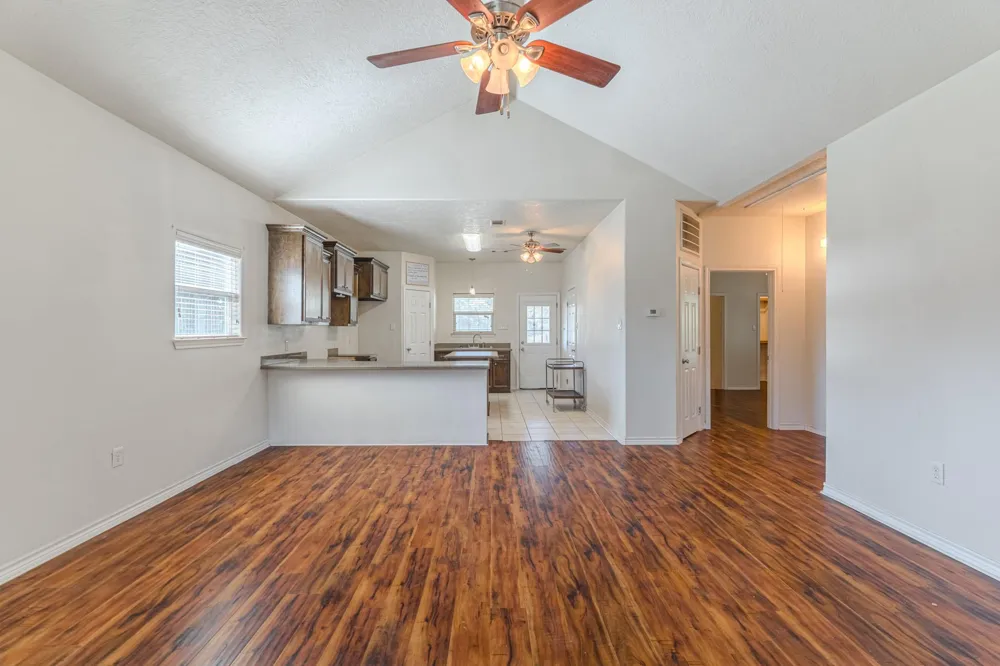 816 Martin Luther King Road Ames, TX 77575