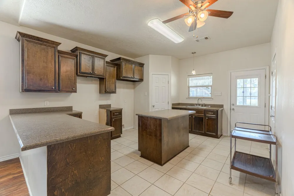 816 Martin Luther King Road Ames, TX 77575