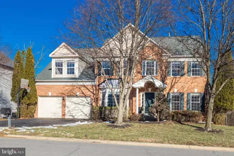 43258 MEADOWOOD COURT
