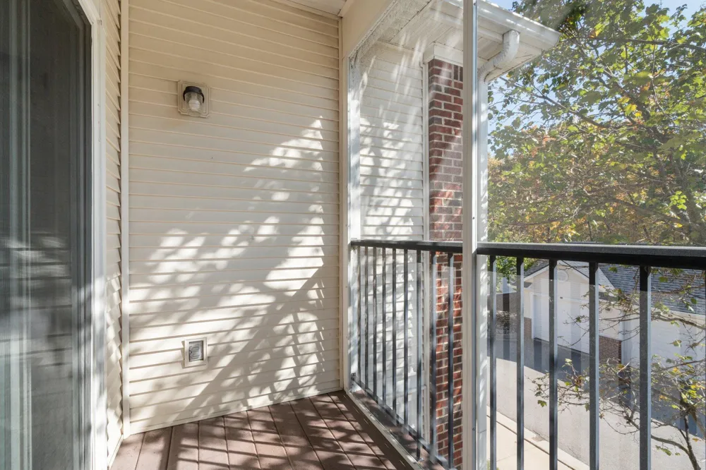 331 Scio Village Court #279 Ann Arbor, MI 48103
