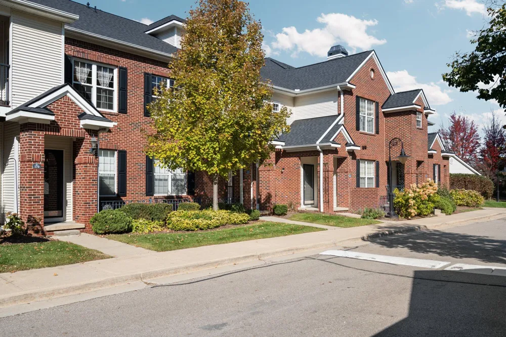 331 Scio Village Court #279 Ann Arbor, MI 48103