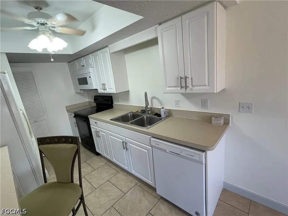 Cape Coral Parkway W #102 Cape Coral, FL 33914