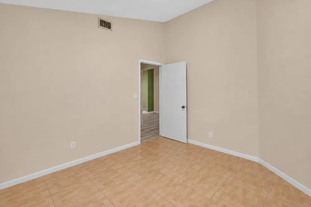 8099 CASSIA DRIVE Boynton Beach, FL 33472