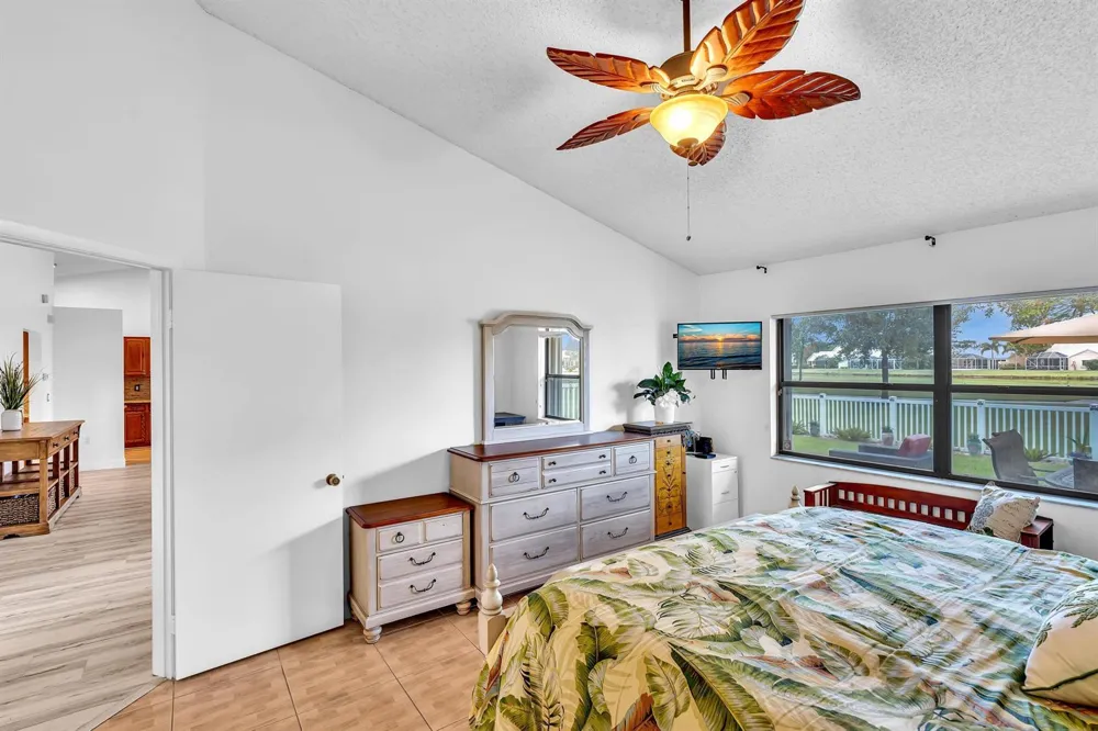 8099 CASSIA DRIVE Boynton Beach, FL 33472