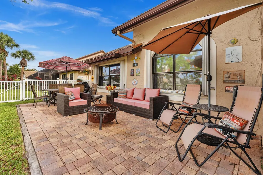 8099 CASSIA DRIVE Boynton Beach, FL 33472