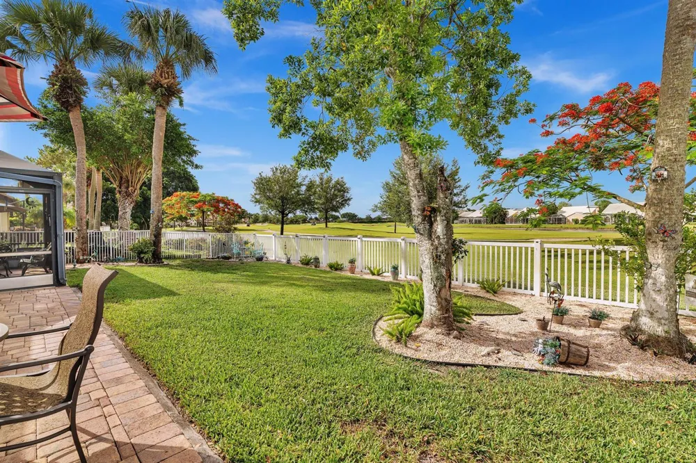 8099 CASSIA DRIVE Boynton Beach, FL 33472