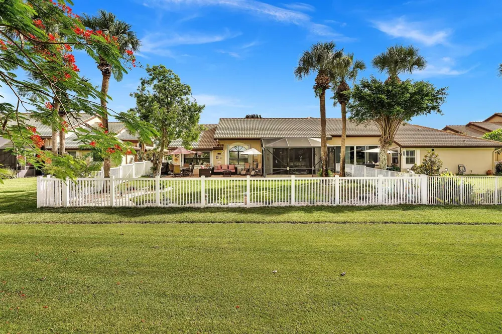 8099 CASSIA DRIVE Boynton Beach, FL 33472