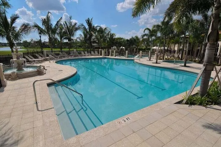 8099 CASSIA DRIVE Boynton Beach, FL 33472