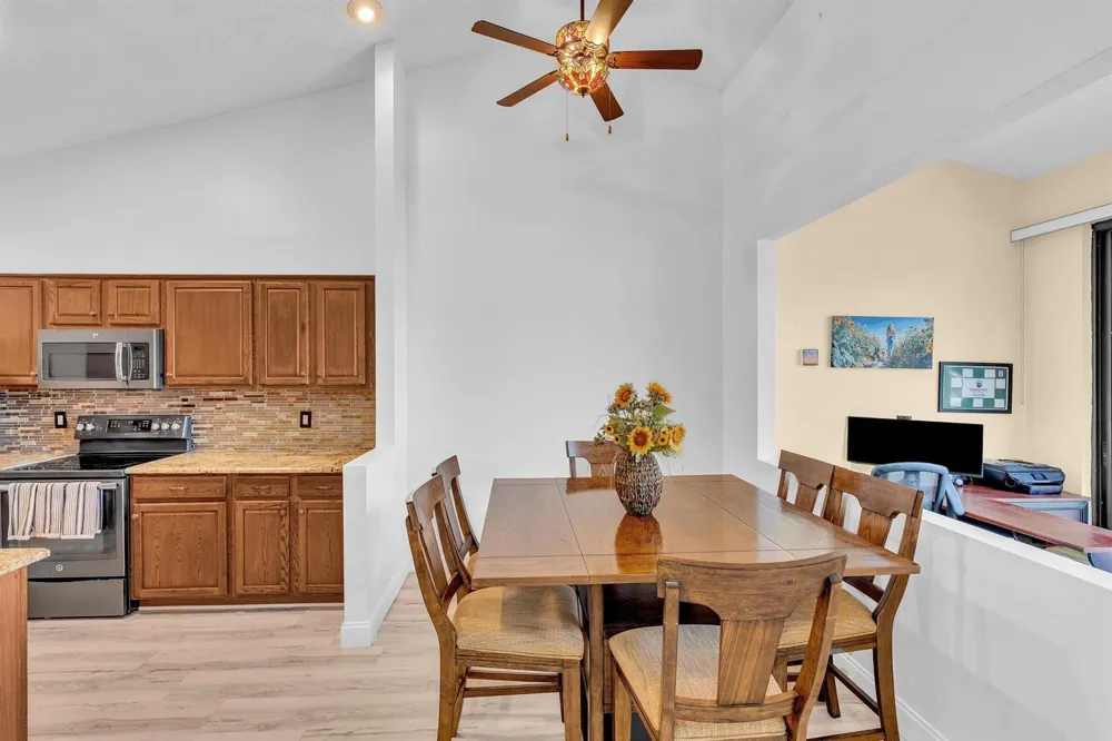 8099 CASSIA DRIVE Boynton Beach, FL 33472