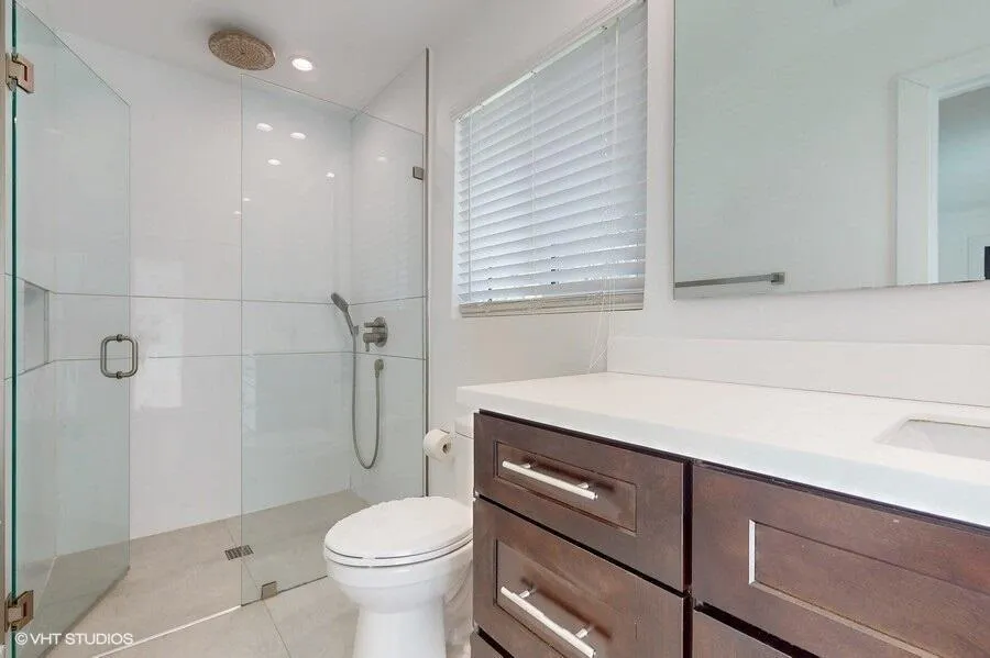 200 SW 6th Avenue Boca Raton, FL 33486
