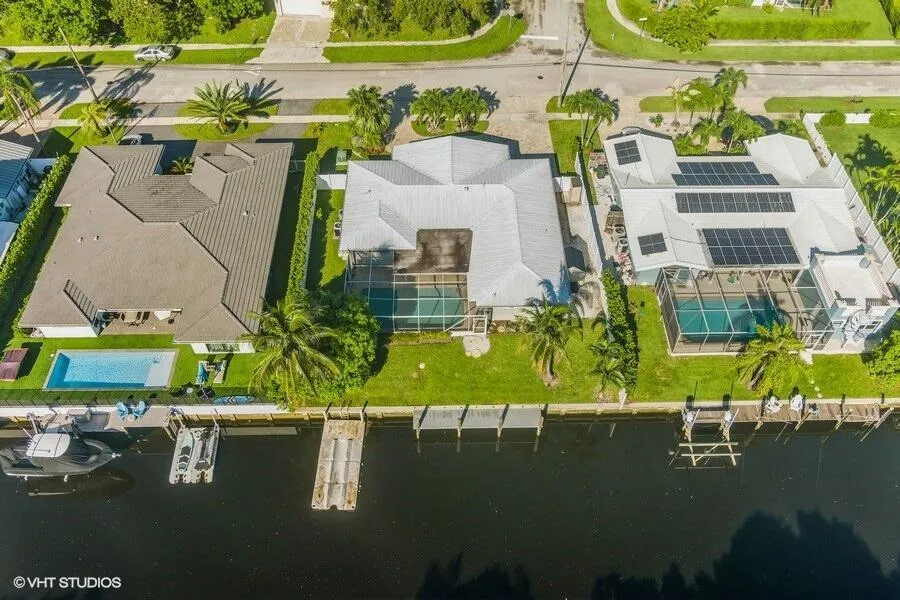 200 SW 6th Avenue Boca Raton, FL 33486
