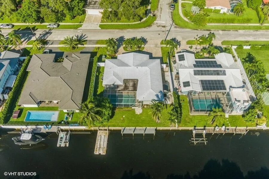 200 SW 6th Avenue Boca Raton, FL 33486