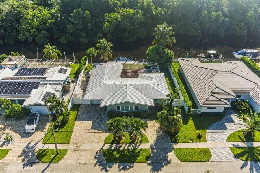 200 SW 6th Avenue Boca Raton, FL 33486