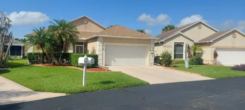 521 NW Galatone Court