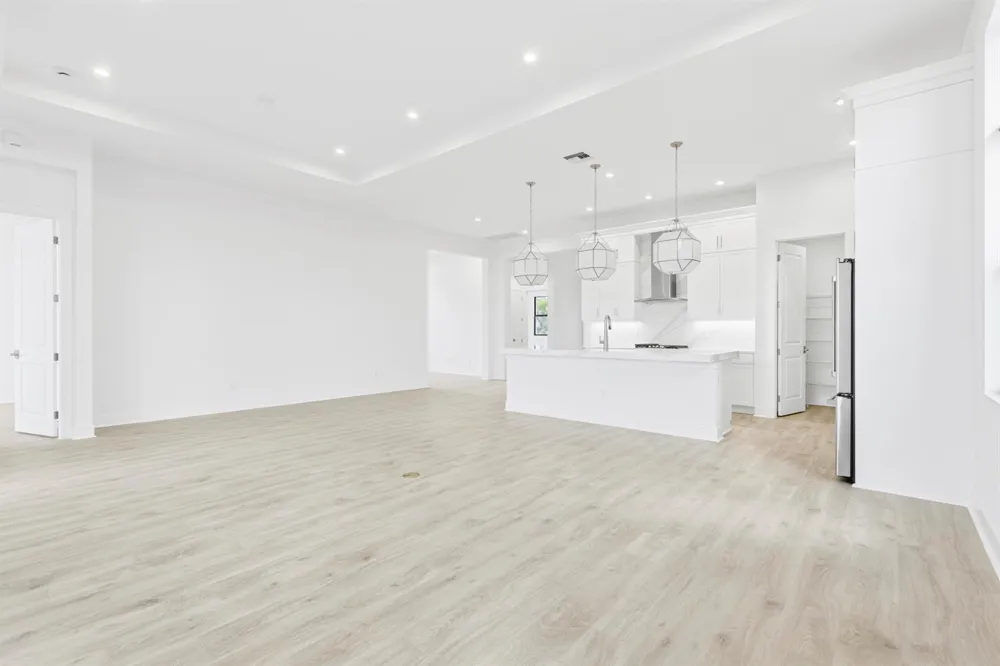 13921 Vivant Drive Palm Beach Gardens, FL 33412
