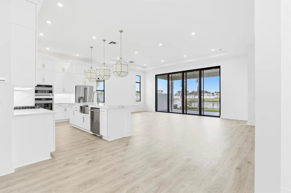 13921 Vivant Drive Palm Beach Gardens, FL 33412