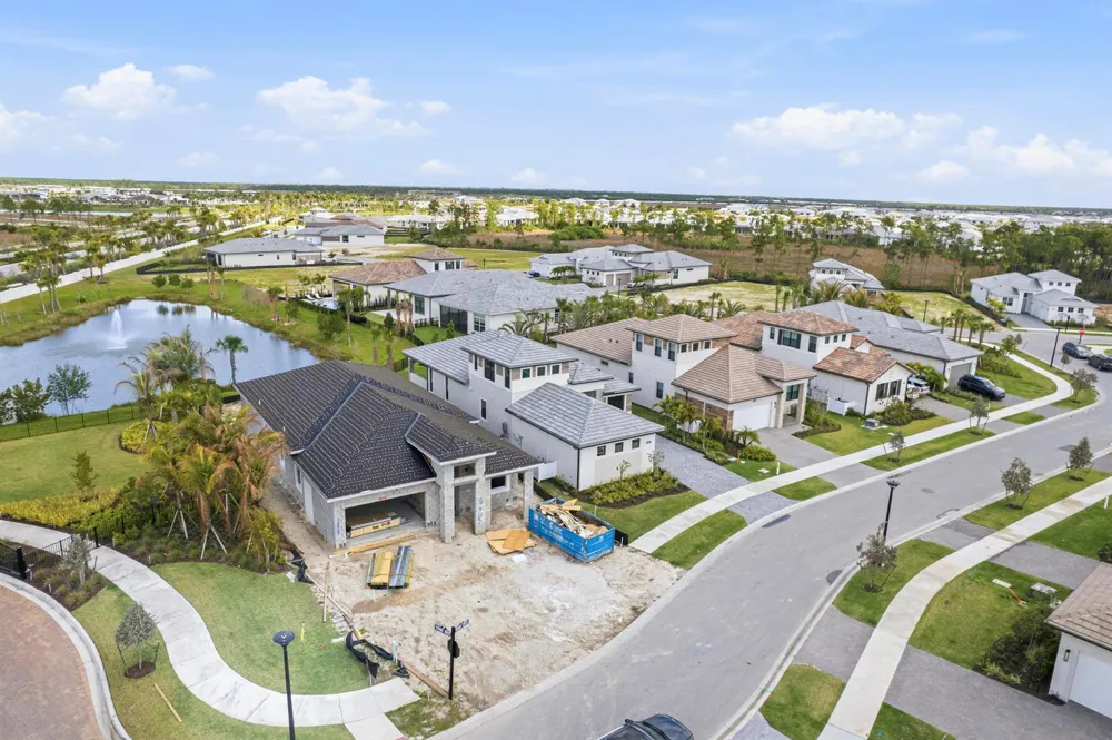 13921 Vivant Drive Palm Beach Gardens, FL 33412