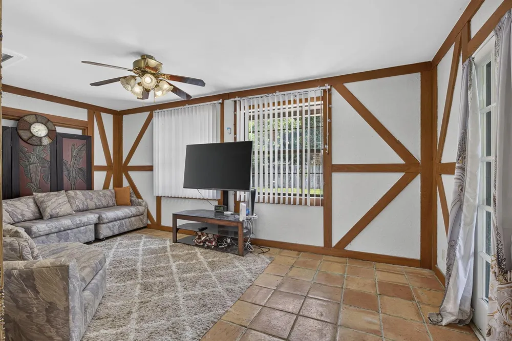 254 LA MANCHA AVENUE Royal Palm Beach, FL 33411