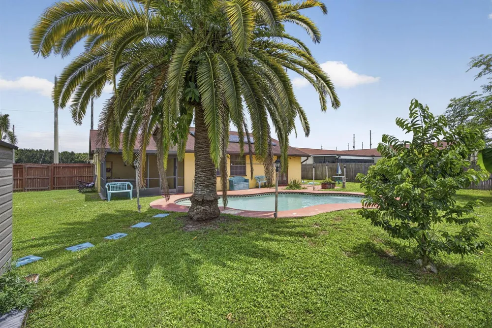 254 LA MANCHA AVENUE Royal Palm Beach, FL 33411