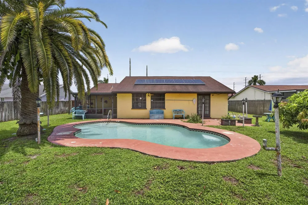 254 LA MANCHA AVENUE Royal Palm Beach, FL 33411