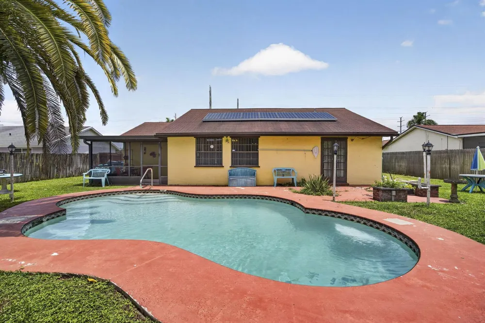 254 LA MANCHA AVENUE Royal Palm Beach, FL 33411