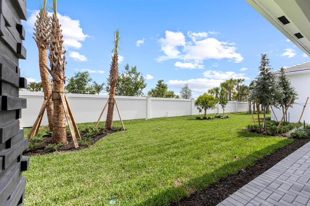 14060 Bastille Street Palm Beach Gardens, FL 33412