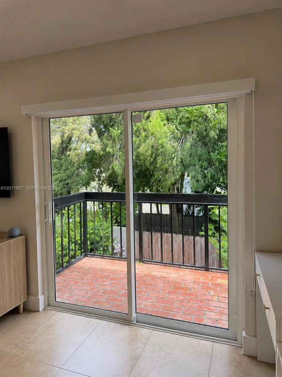 7483 SW 109th Ave Miami, FL 33173