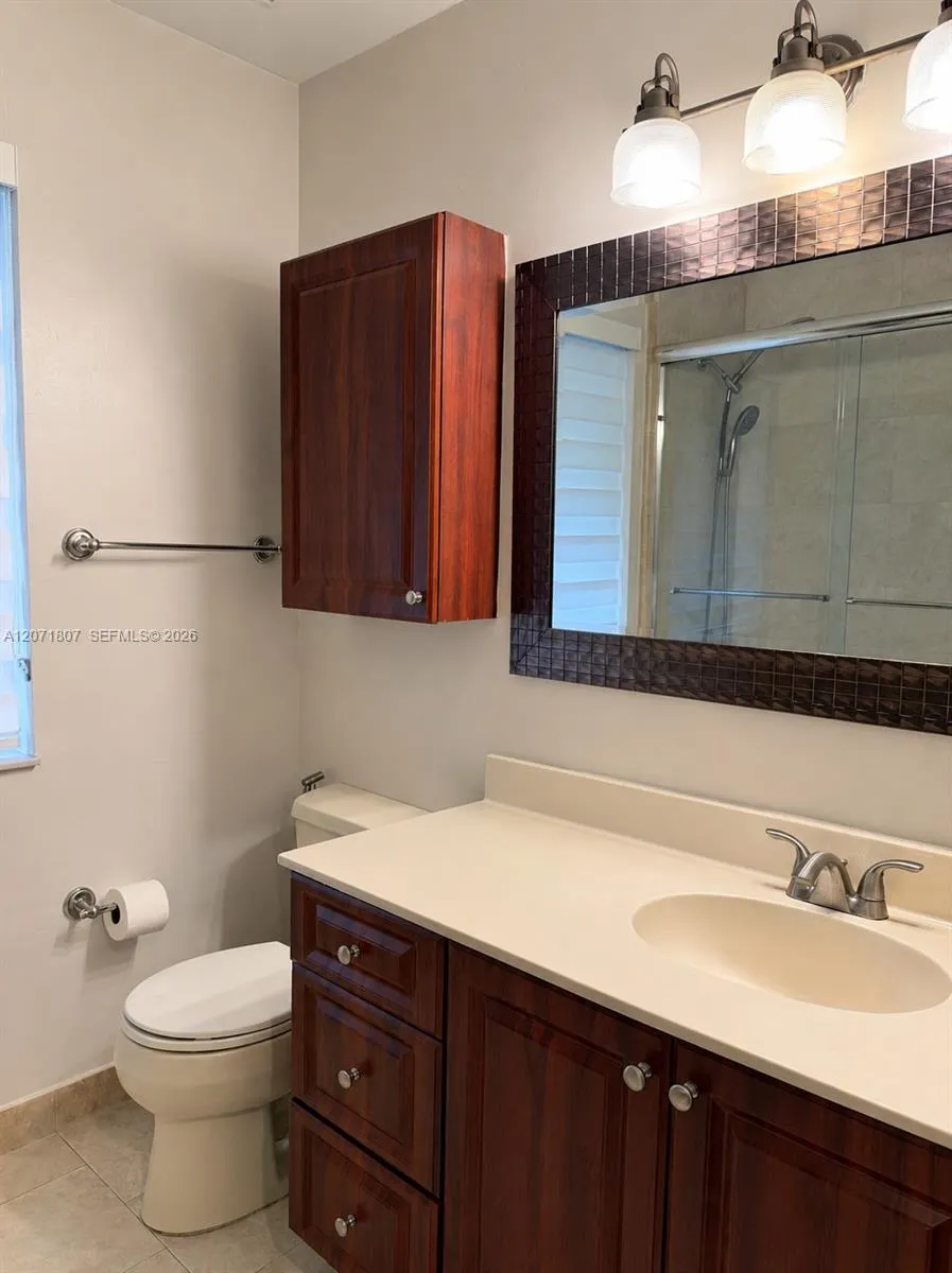 7483 SW 109th Ave Miami, FL 33173