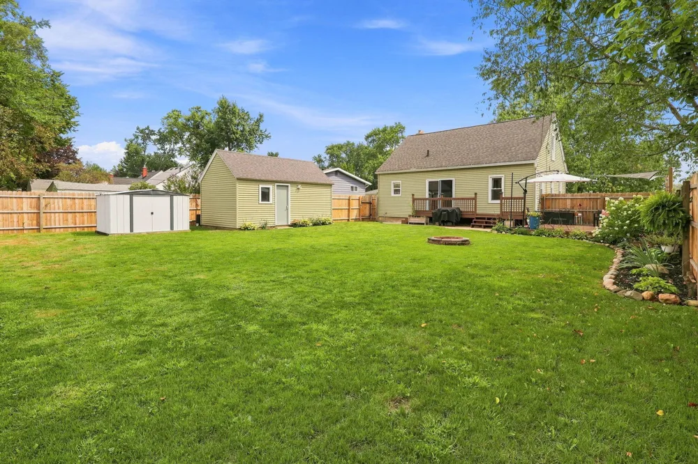 27 26th Street Battle Creek City, MI 49015