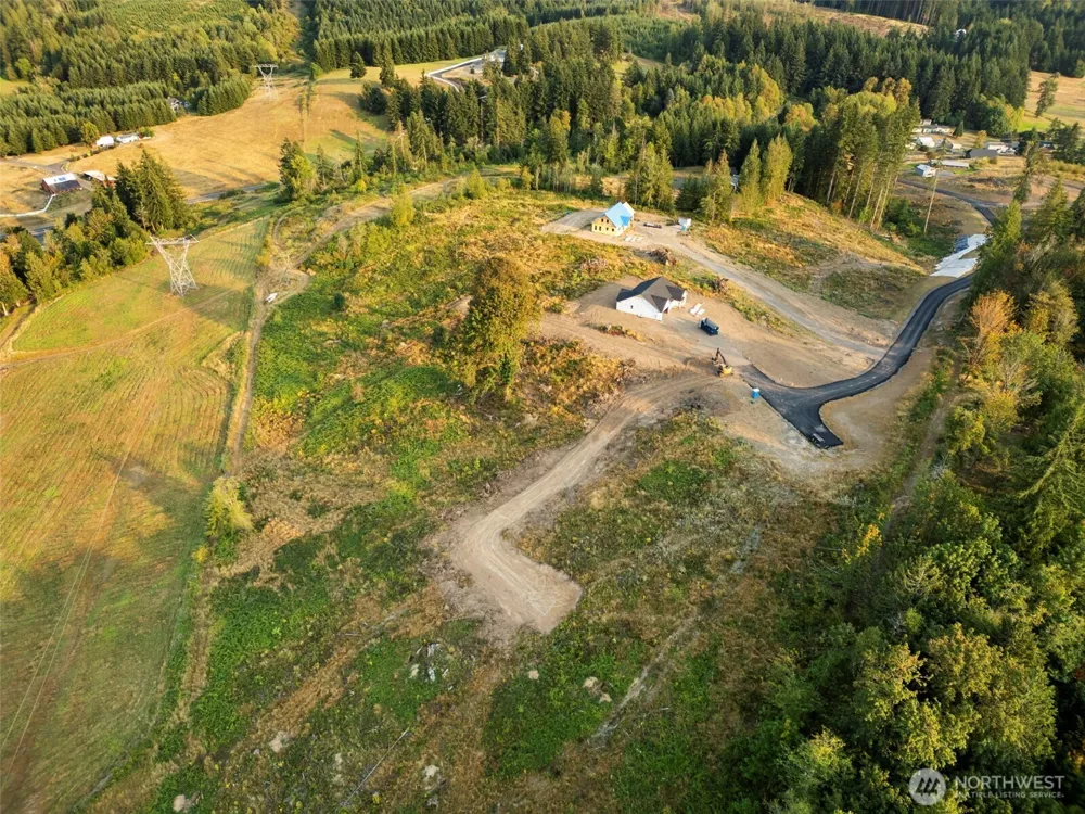 391 Brook Valley Road Kelso, WA 98626