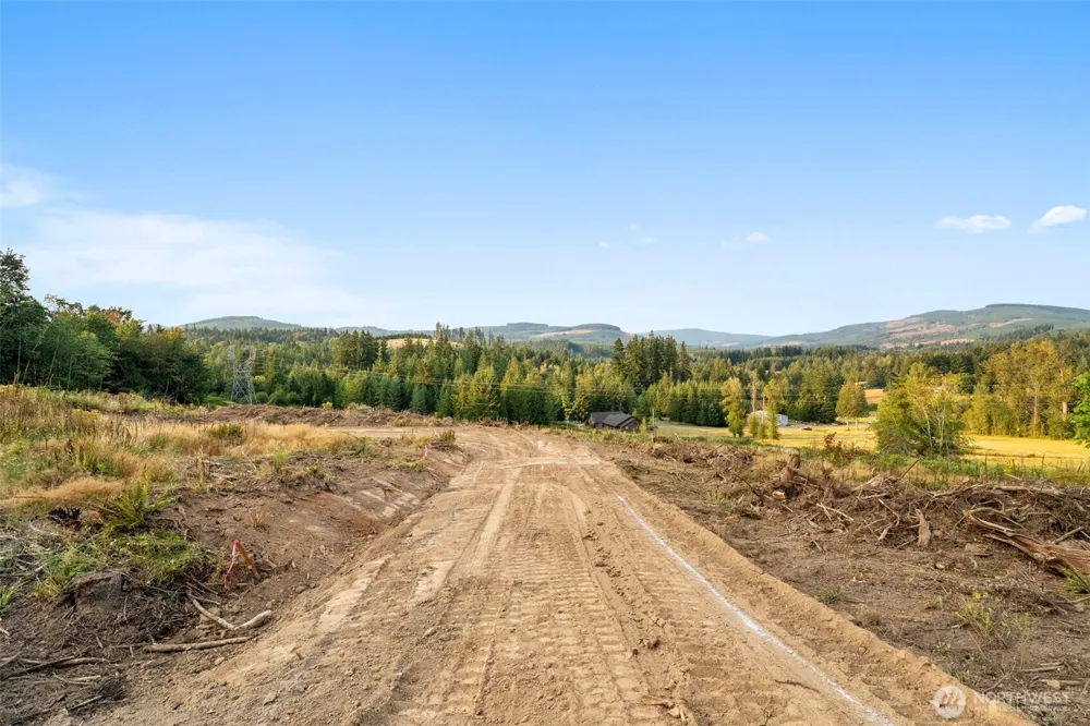 391 Brook Valley Road Kelso, WA 98626