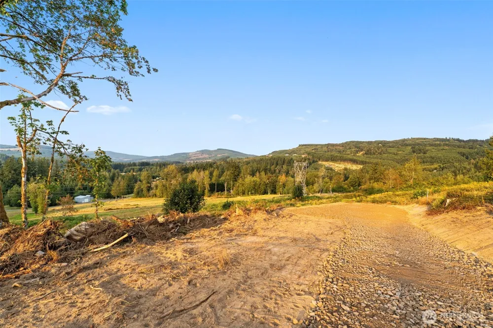 391 Brook Valley Road Kelso, WA 98626