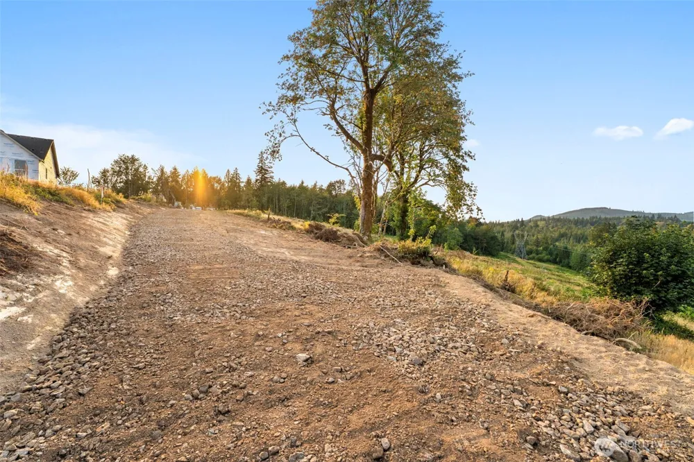 391 Brook Valley Road Kelso, WA 98626