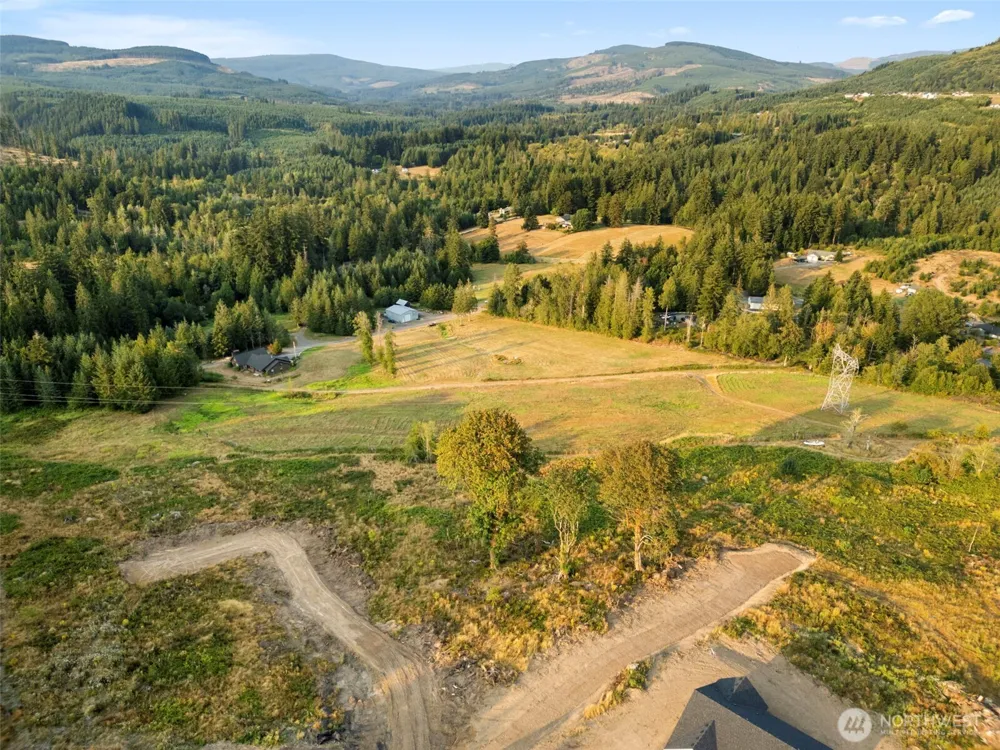 391 Brook Valley Road Kelso, WA 98626