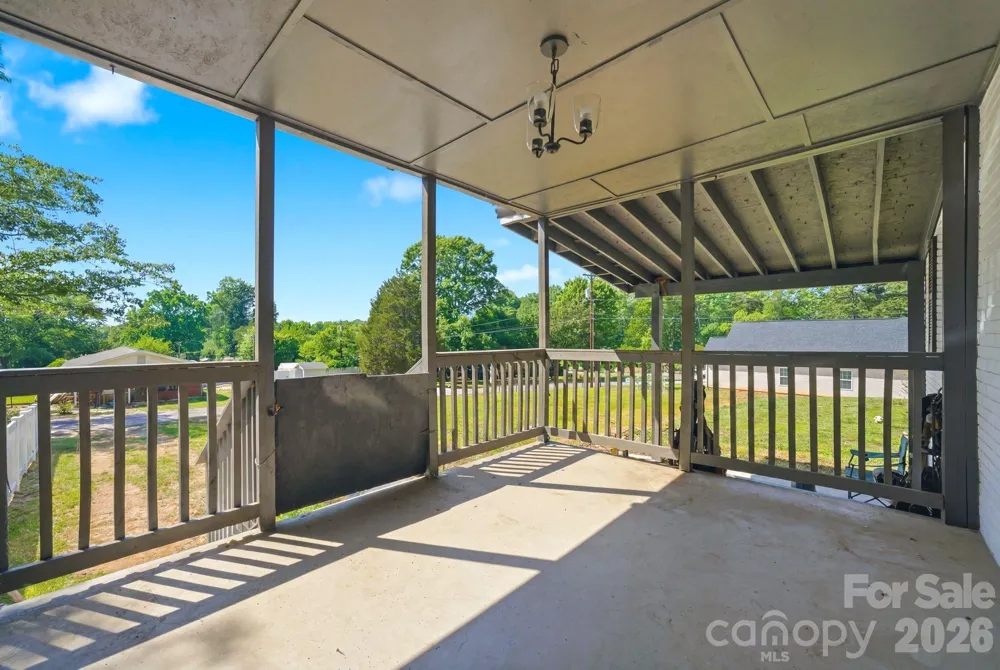701 E Iowa Avenue Bessemer City, NC 28016