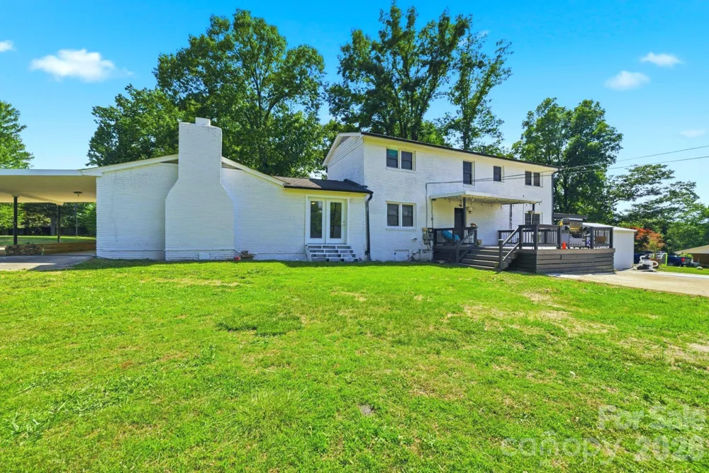 701 E Iowa Avenue Bessemer City, NC 28016