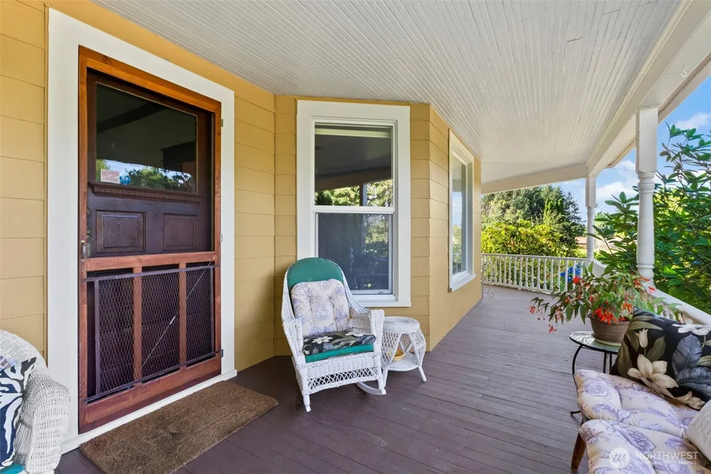 400 South Bank Road Elma, WA 98541