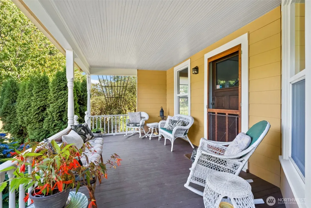 400 South Bank Road Elma, WA 98541
