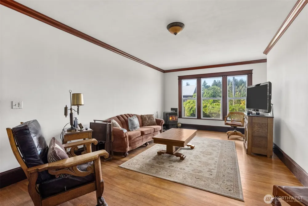 400 South Bank Road Elma, WA 98541
