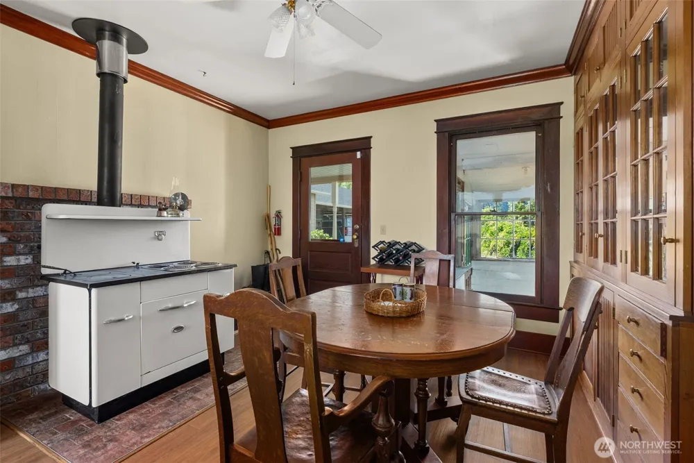 400 South Bank Road Elma, WA 98541
