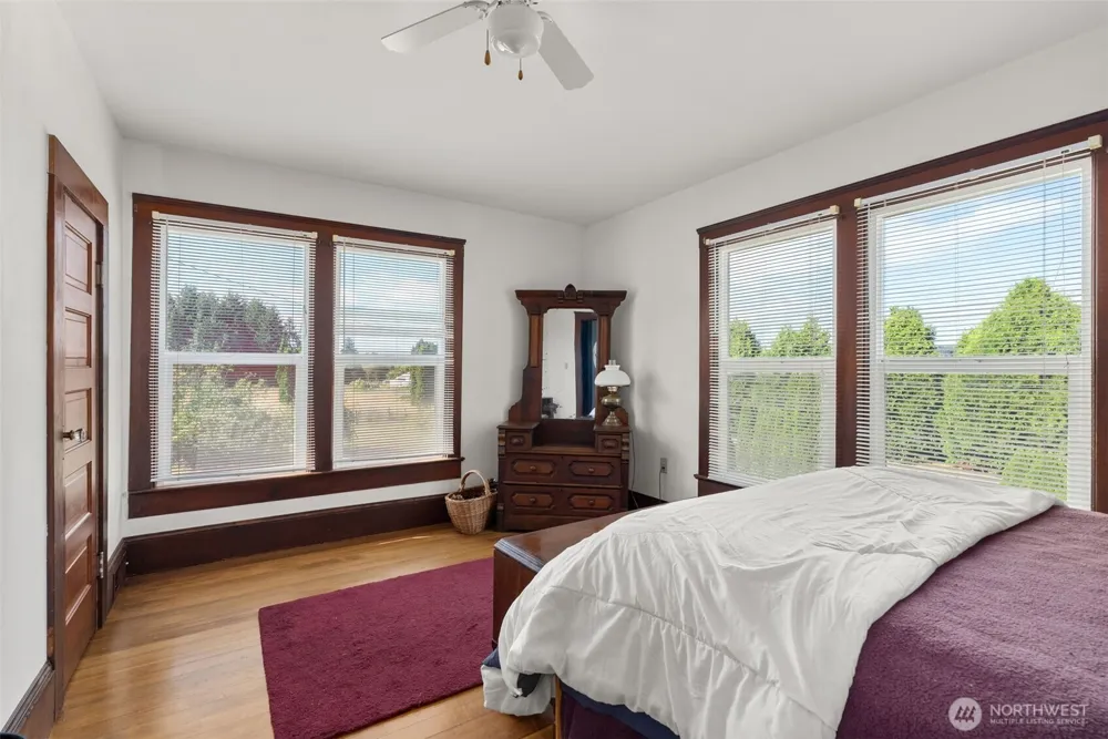 400 South Bank Road Elma, WA 98541