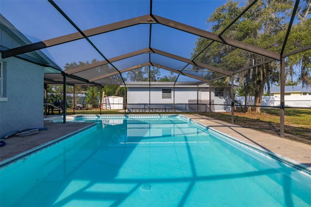 608 CHEROKEE CIRCLE Avon Park, FL 33825