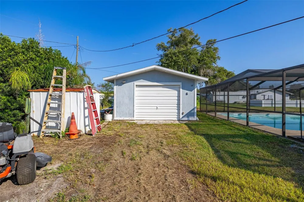 608 CHEROKEE CIRCLE Avon Park, FL 33825