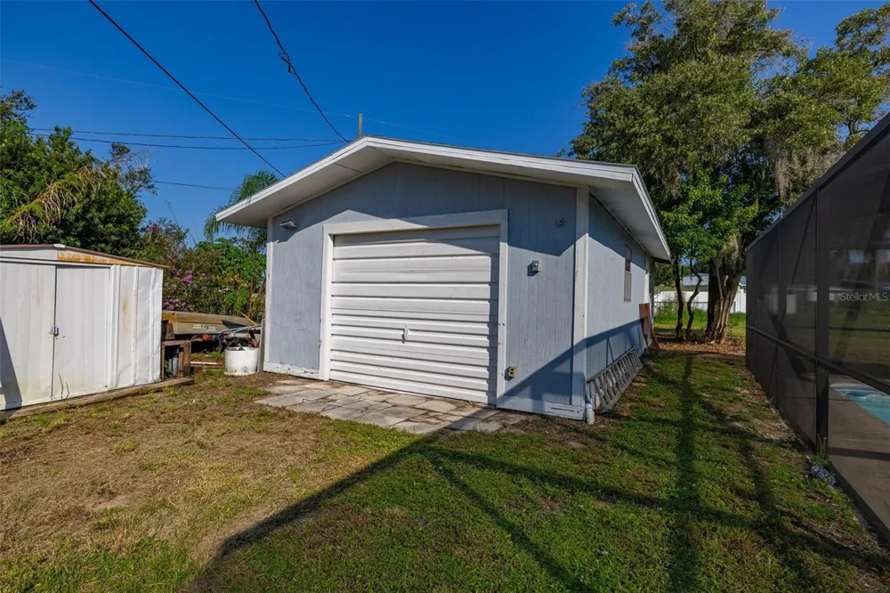 608 CHEROKEE CIRCLE Avon Park, FL 33825