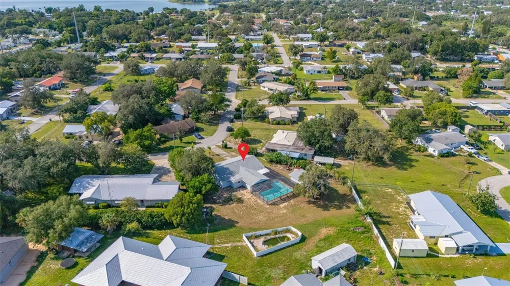 608 CHEROKEE CIRCLE Avon Park, FL 33825