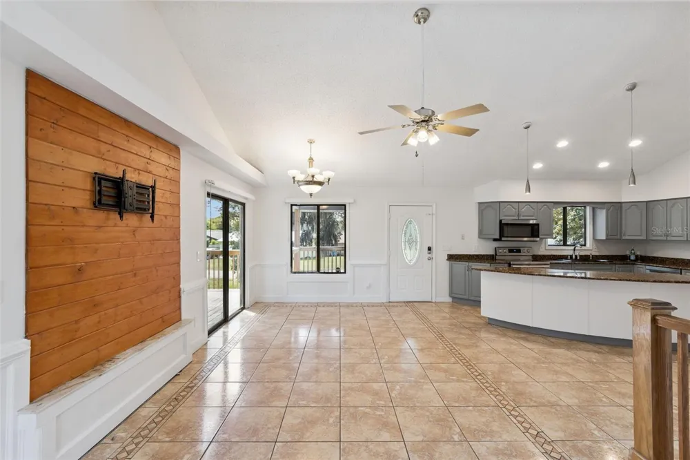 5556 S LANCEWOOD CIRCLE Port Orange, FL 32127