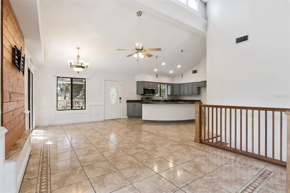 5556 S LANCEWOOD CIRCLE Port Orange, FL 32127