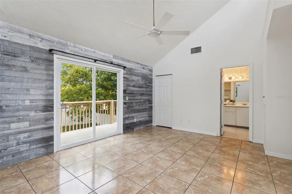 5556 S LANCEWOOD CIRCLE Port Orange, FL 32127