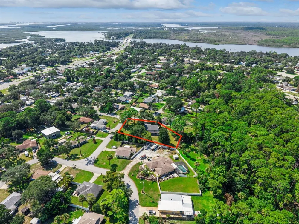 5556 S LANCEWOOD CIRCLE Port Orange, FL 32127
